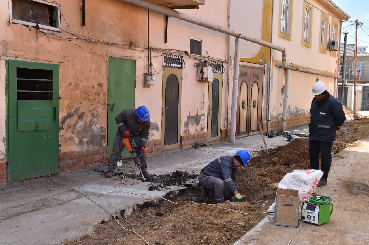 Bu rayonda içməli su xətti yenisi ilə əvəzləndi - FOTO/VİDEO